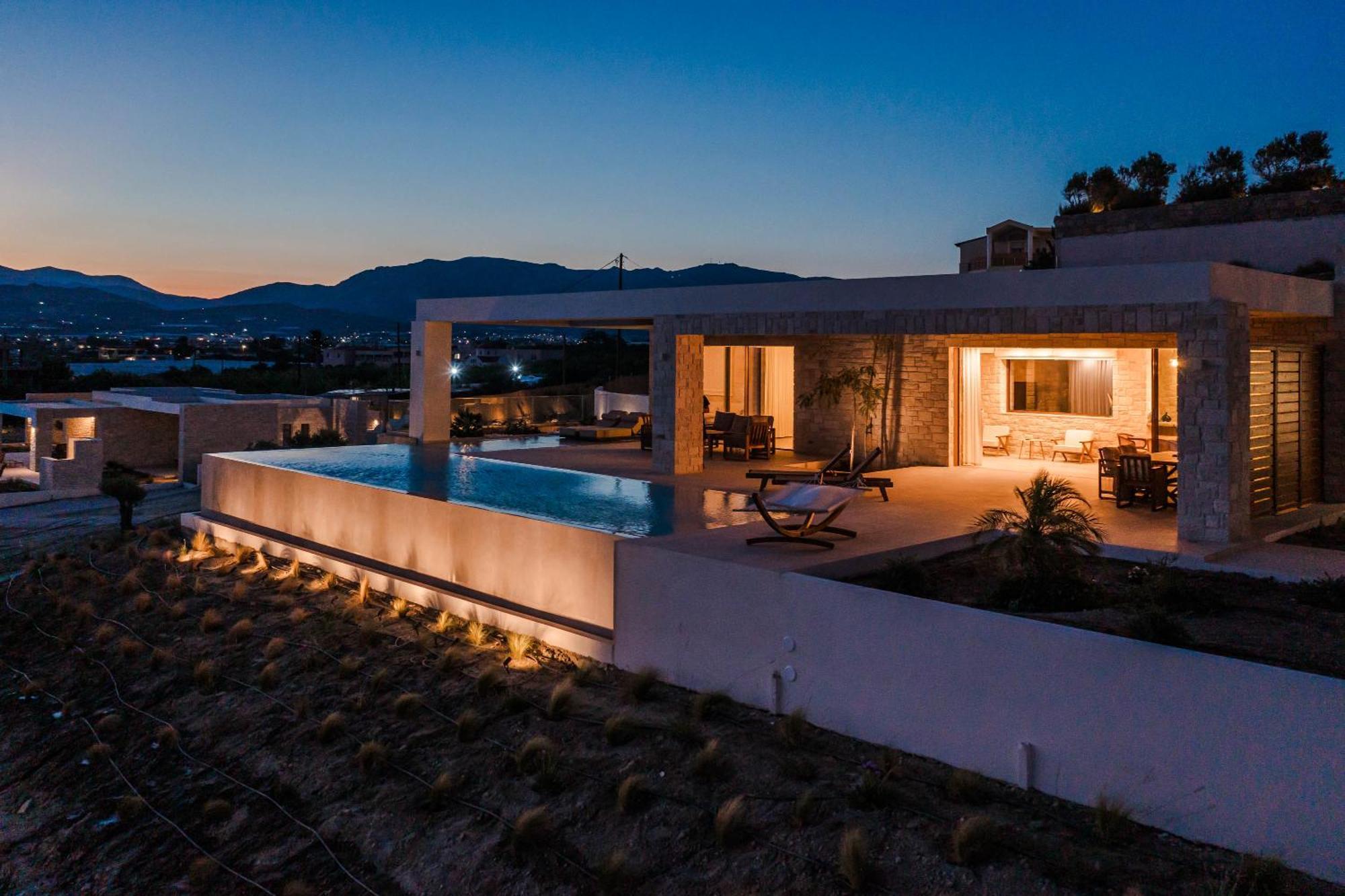 Poemo Villa *